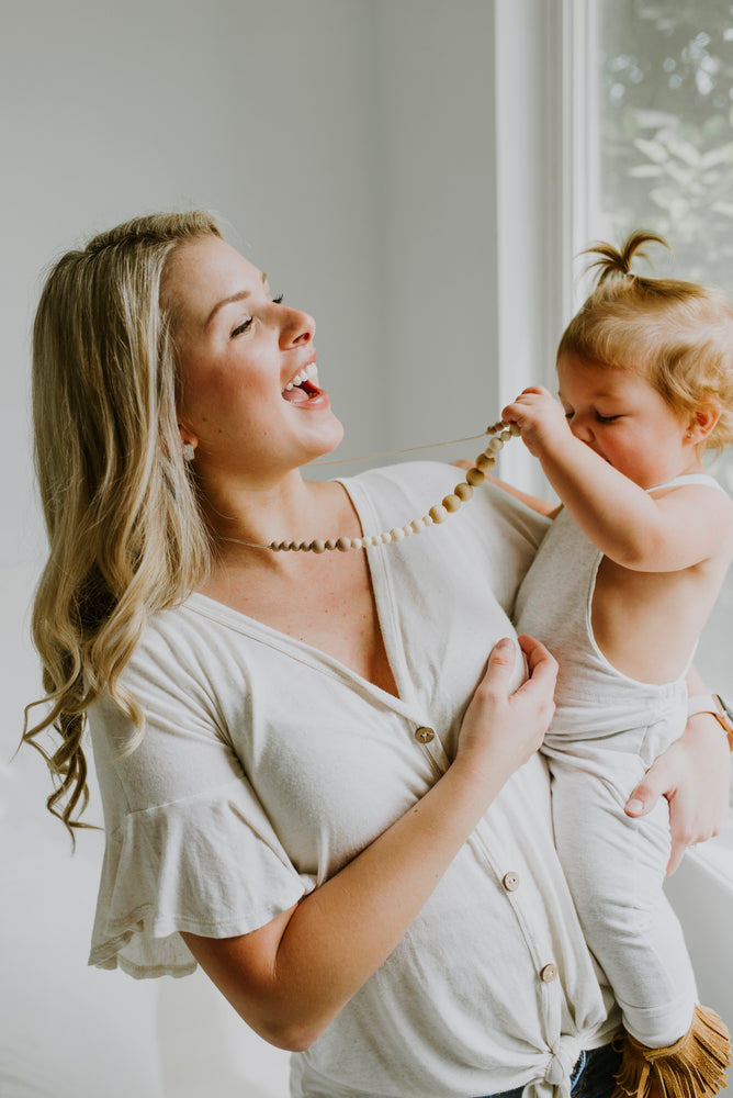 
            
                Load image into Gallery viewer, The Adri Teething Necklace
            
        