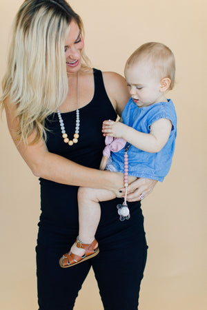 
            
                Load image into Gallery viewer, The Landon- Grey Teething Necklace
            
        